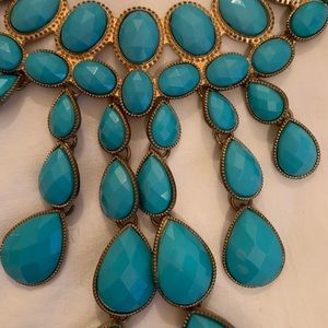 Women’s Necklace and matching earrings